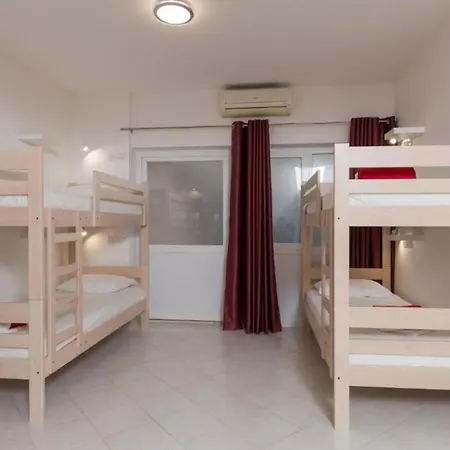 Free Bird - Bed In Five Bed Mixed 4